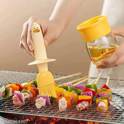 300ml Heavy Quality Plastic Oil Brush - 2 in 1 Oil Dispenser Bottle with Silicone Basting Brush